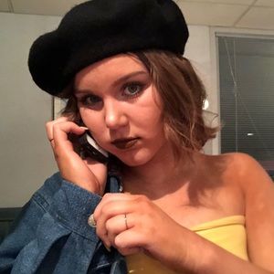 Meet your Posher, Grace